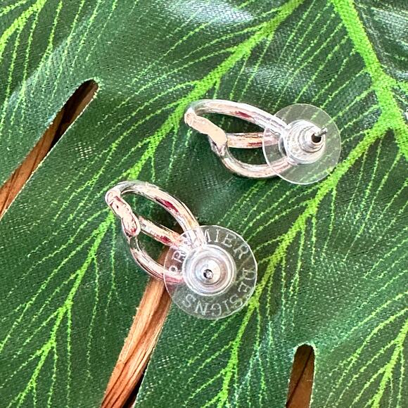 BOGO FREE OPEN SILVER STUD EARRINGS - Picture 3 of 6